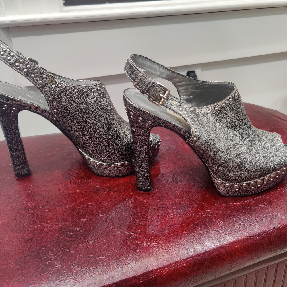 Bcbgeneration Size 9 Silver Platform Leather Slin… - image 4